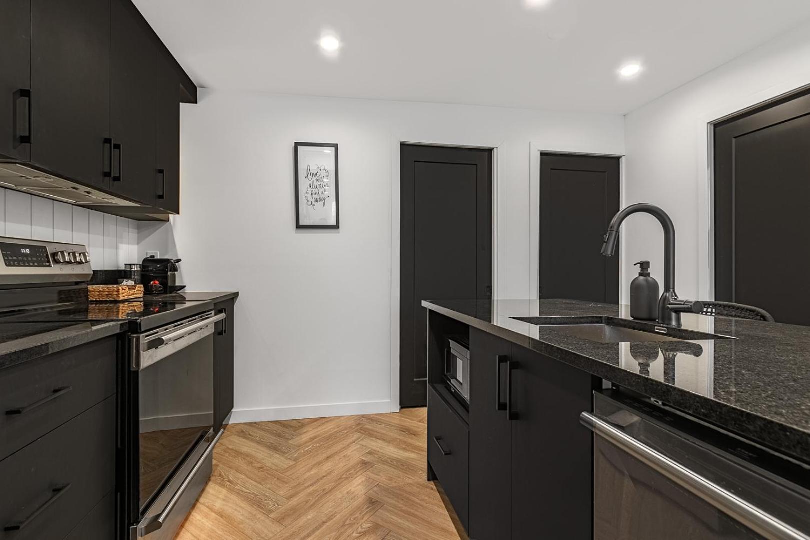 Les Appartements Du 300 Κεμπέκ Εξωτερικό φωτογραφία